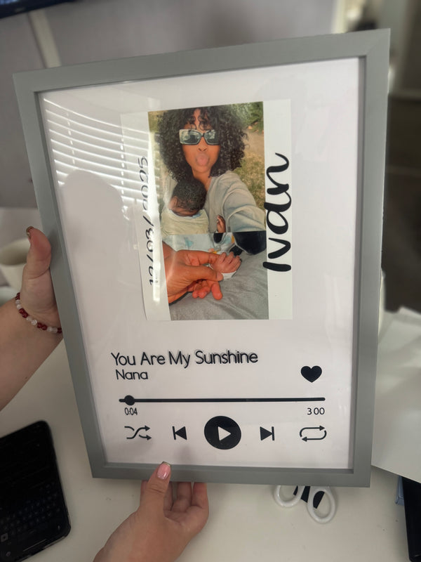A3 Personalised Music Frame